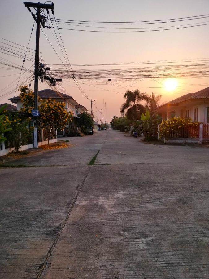 Happy Space วิลล่าทั้งหลัง 2นอน 2น้ำ ฟรี Wifi จอดรถ Nakhon Phanom Εξωτερικό φωτογραφία